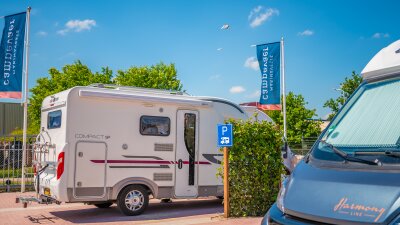 Camperplaats aan het water (Friesland)